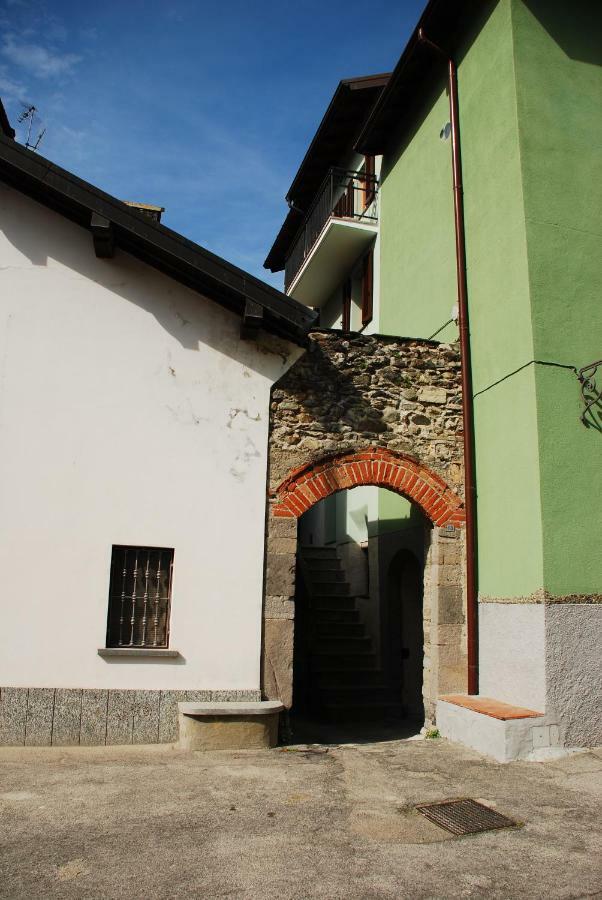 Villa La Casa Del Borgo Dervio Exterior foto
